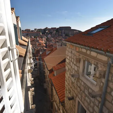 Lorenzo Old Town *
